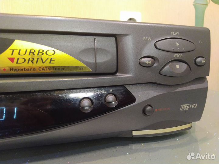 Видеомагнитофон philips VR497