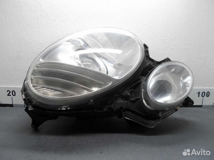 Фара левая Mercedes-Benz E-Class