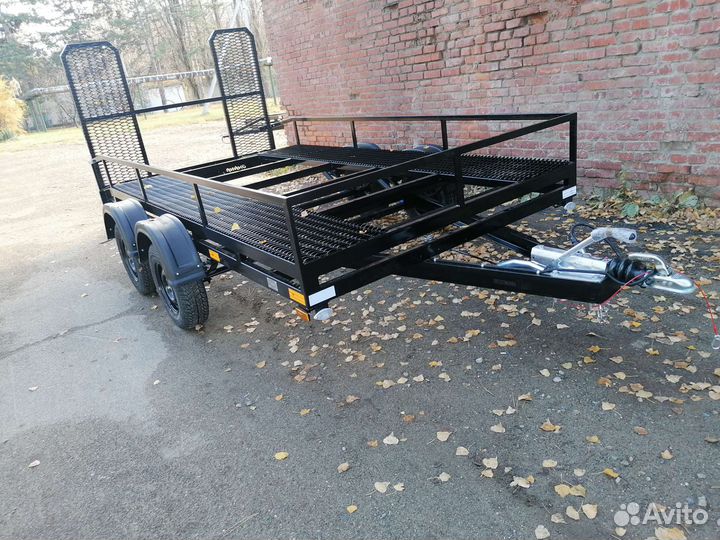 Прицеп для перевозки спецтехники