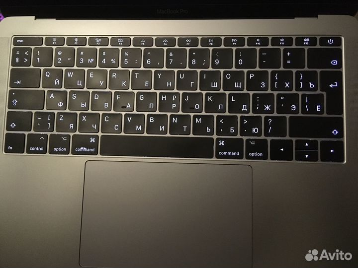 MacBook Pro 13 2017, 2 Thunderbolt 3/8GB/256GB