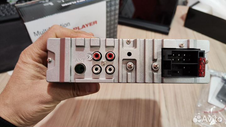 Магнитола в Блютузом