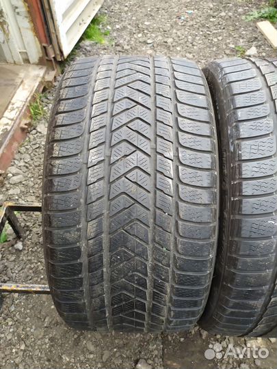 Pirelli Winter Sottozero 3 285/30 R21 101V