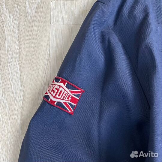 Бомбер lonsdale