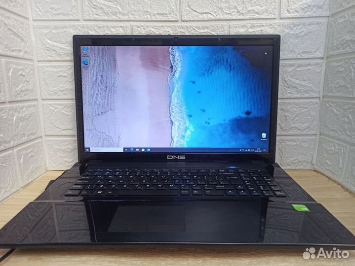 Мощный 17 дюймовый ноутбук на i5