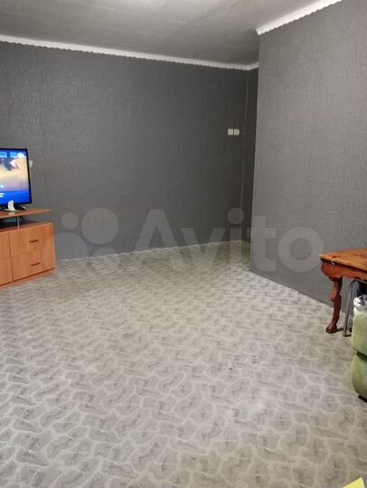 2-к. квартира, 45 м², 4/10 эт.