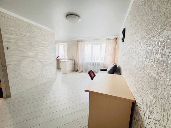 2-к. квартира, 43 м², 4/4 эт.