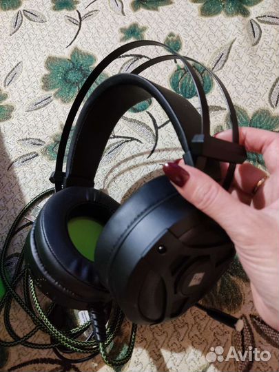 Игровые наушники с микрофоном