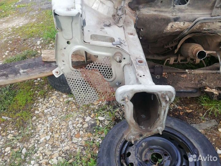 Лонжерон полка крыла перед вольво s40