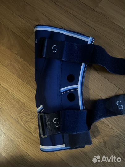 Наколенник