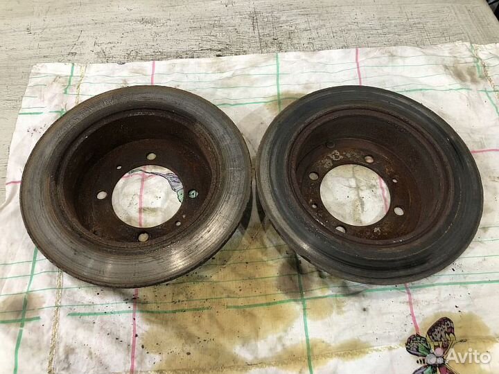 Диски тормозные задние Mitsubishi Lancer 9