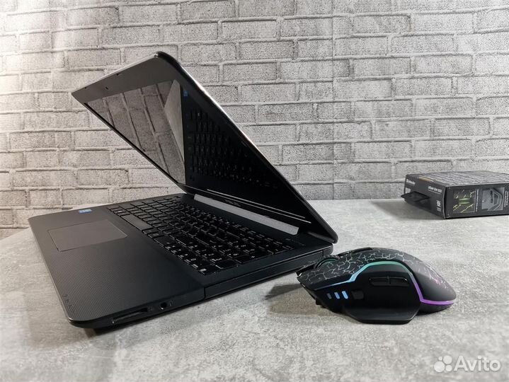 Мощный игровой Asus с 8 гб, 2 видеокарты,SSD 256