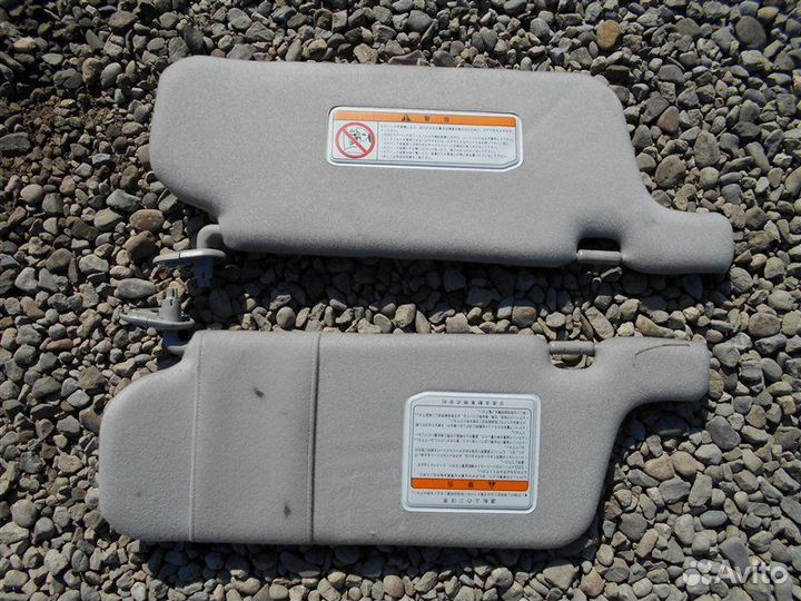 Козырек солнцезащитный Nissan Laurel HC35 RB20