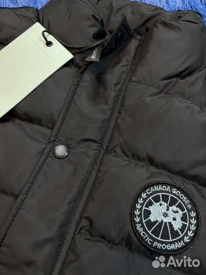 Жилетка Canada Goose