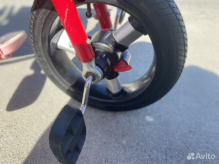 Детский трехколесный велосипед