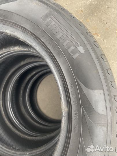 Шины 215 65 17 летние бу