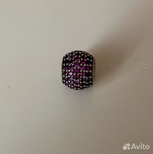 Шарм паве новый Pandora