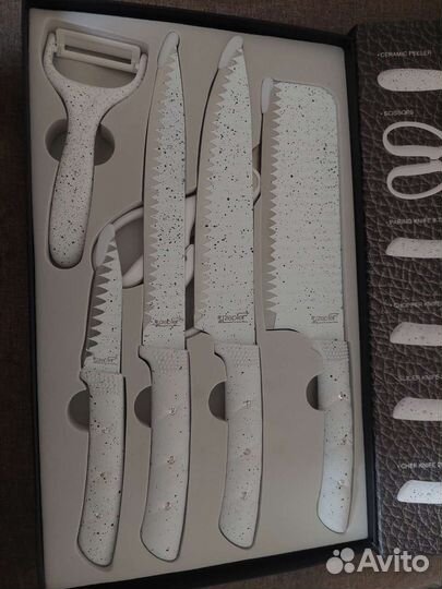 Набор кухонных ножей