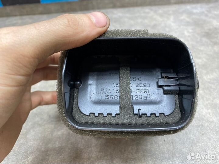 Дефлектор воздуховода левый Toyota Corolla E140