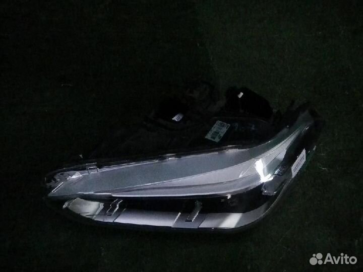 Фара левая BMW X1