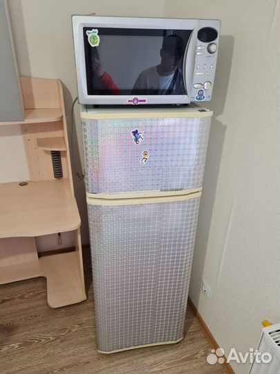 Холодильник бу и микроволновка