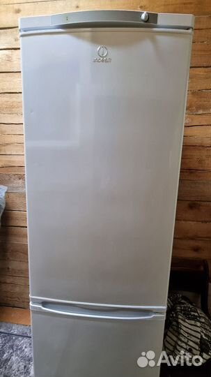 Холодильник indesit бу