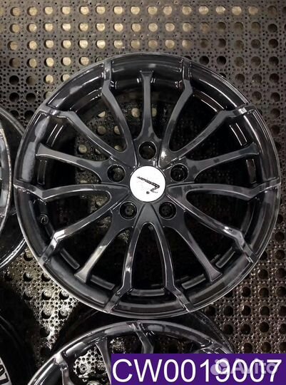 Диски R16 Mercedes-Benz Б/у Литые