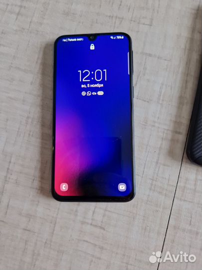 Samsung Galaxy A40, 4/64 ГБ