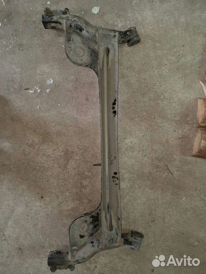 Балка задняя на Ниссан Альмера G15