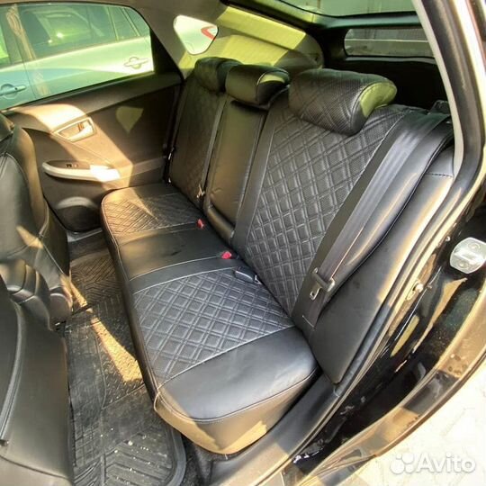 Чехлы Toyota Prius 30