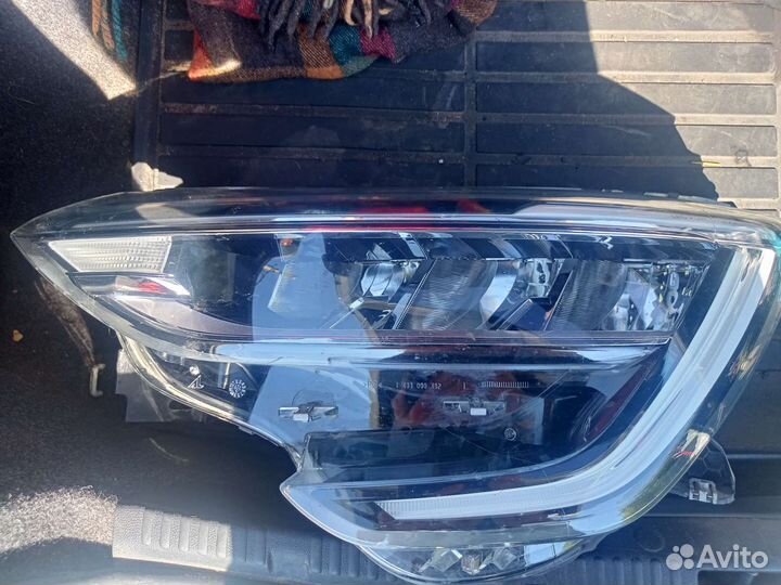 Фара Рено Аркана