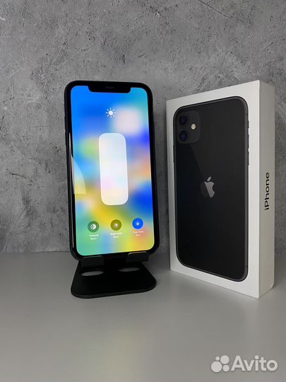 iPhone 11, 64 ГБ
