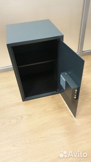 Сейф мебельный