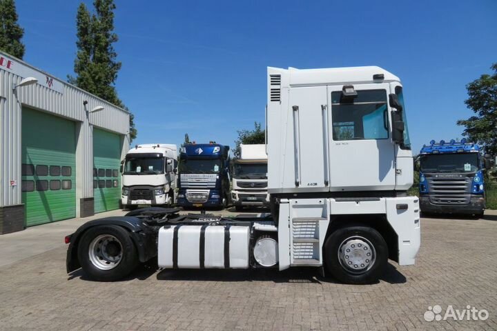 Разбираем грузовик Renault,Magnum III 2001-2008