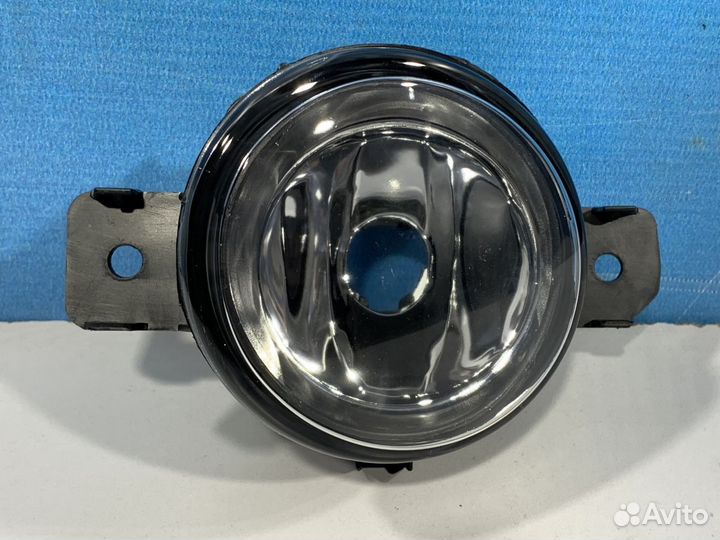 Фара противотуманная птф Туманка Nissan micra K12
