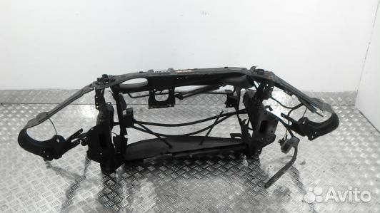 Передняя панель крепления облицовки (телевизор) me