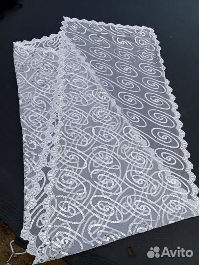 Женский шарф белый с пайетками