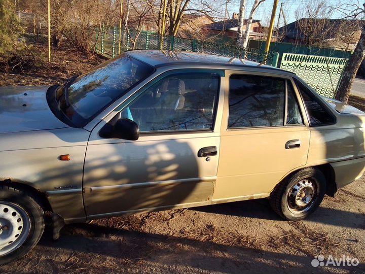 Daewoo Nexia 1.6 МТ, 2010, 212 470 км