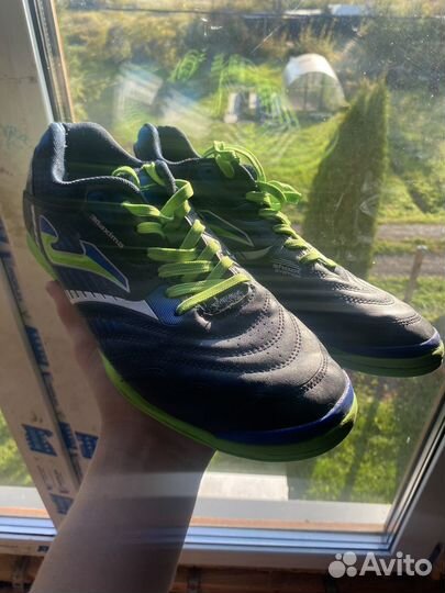 Футбольные бутсы joma