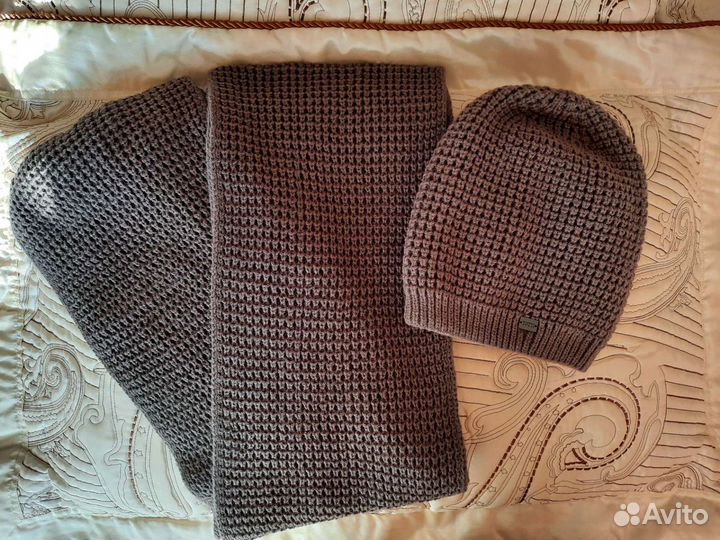Комплект шапка и шарф