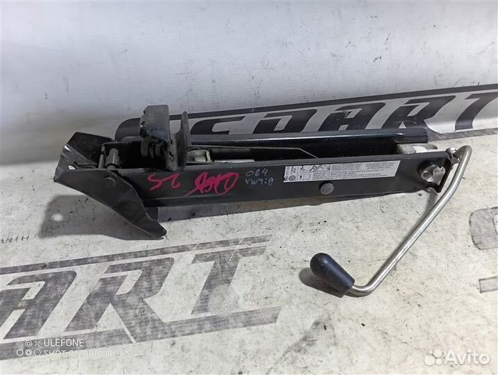 Домкрат Volkswagen Tiguan 5N 2.0 cawa 2010