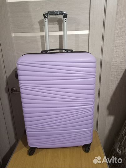 Чемоданы на Титова