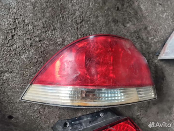 Фонари lancer 9