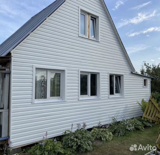 Бригада строителей