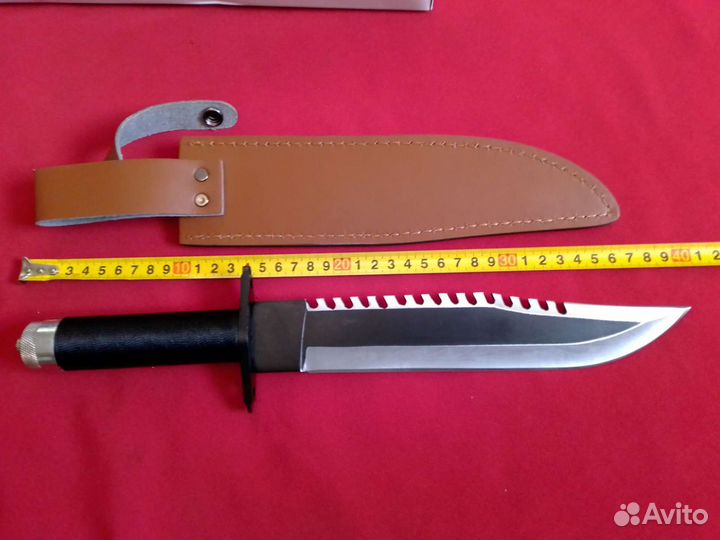 Нож походный, новый, в чехле