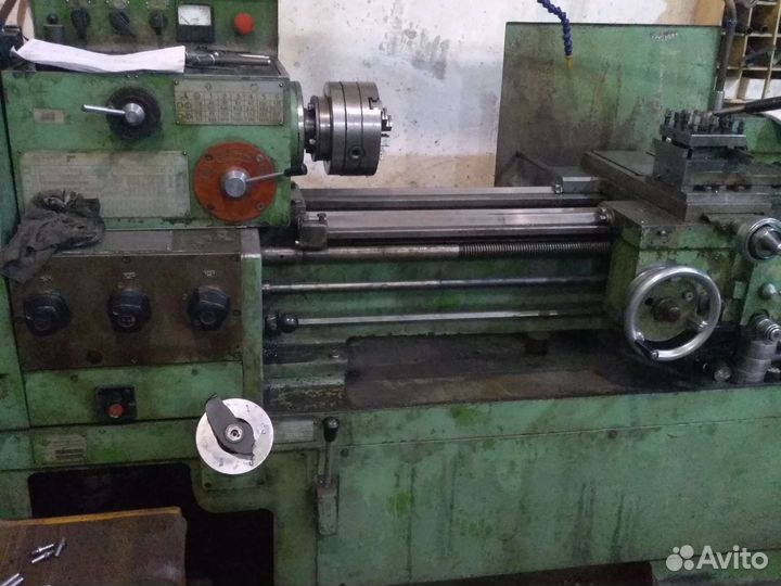 Токарный станок ут16пм