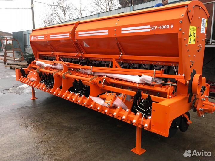 Сеялка Фаворит СЗФ 4.000-V, 2023