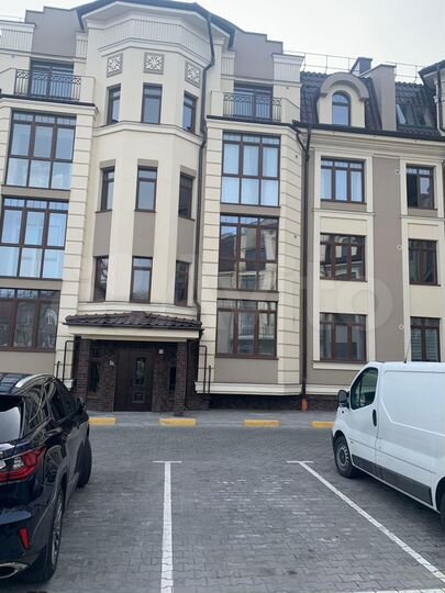 3-к. квартира, 116 м², 4/4 эт.