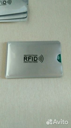 Защитные чехлы для NFC карт