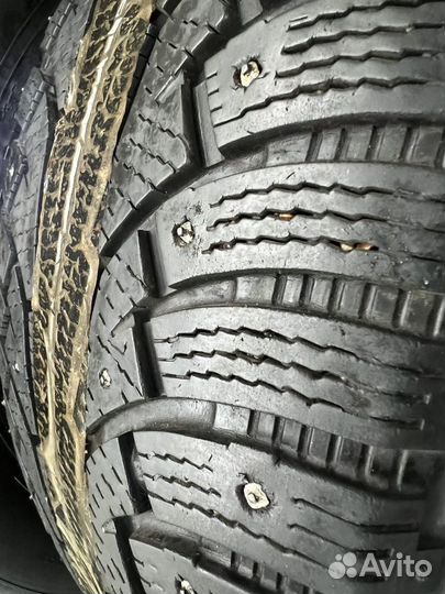 Nokian Tyres Hakkapeliitta 5 285/60 R18 116T