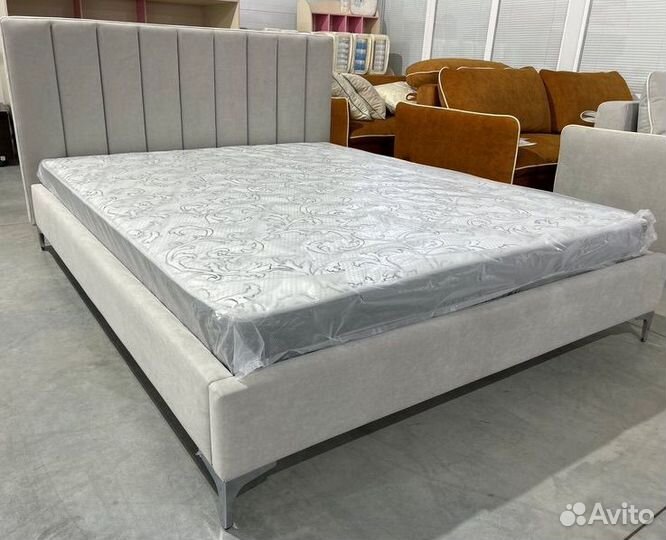 Кровать мягкая с ортопедическим основанием